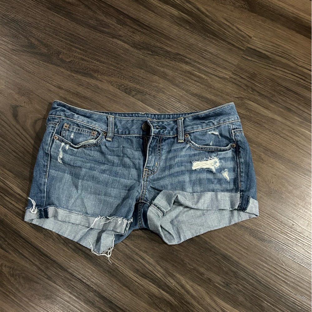 AE shorts